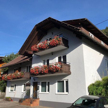 Appartement Brettljause Ferienhaus Fuenf Sinne Дебріах Екстер'єр фото